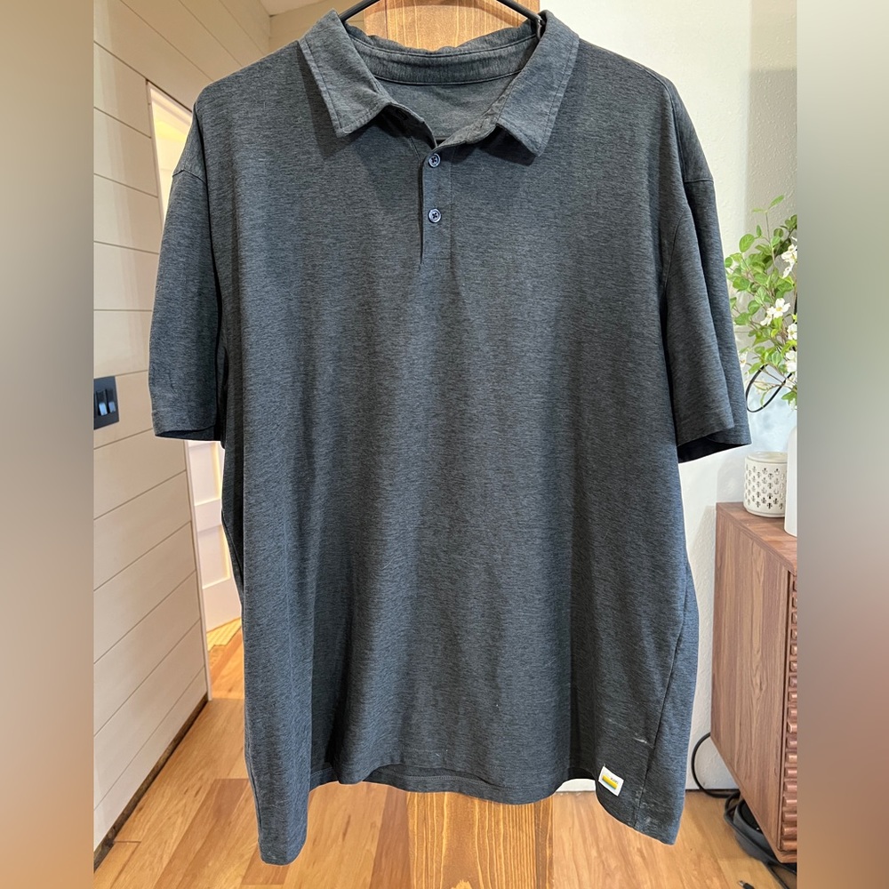 Strato Tech Polo
Color: Charcoal Heather
Size: XL